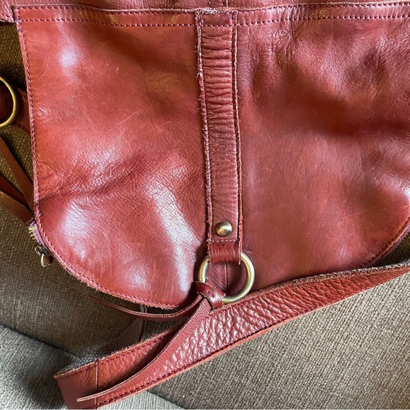 Vintage Lucky Brand Jeans Distressed Leather Flap Shoulder Bag Purse Brown Red - Picture 7 of 11